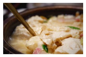 鲜虾干贝焖豆腐，美味健康的家常菜（舌尖上的惊喜，豆腐与海鲜的完美结合）