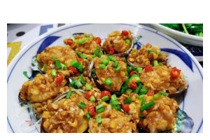 美食制作指南——蒜蓉鲍鱼（用这个秘方让你的鲍鱼大放异彩）