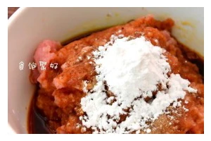 白胡椒猪肉铺的做法（美味健康的家常美食）