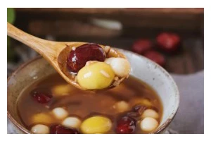 轻松学做双色汤圆，品尝传统佳节美食