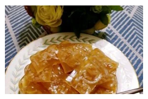 五彩凉拌皮冻，美味清凉夏日必备！（色香味俱佳，让你爱不释口）