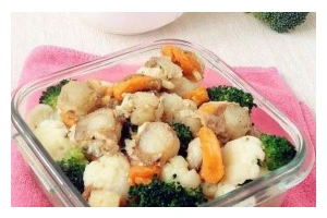 扇贝西兰花派，鲜美健康的美食享受（用新鲜食材制作，营养丰富又美味可口）