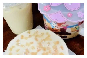 用水蜜桃制作美味的蛋糕（如何制作一款口感鲜美的水蜜桃蛋糕）