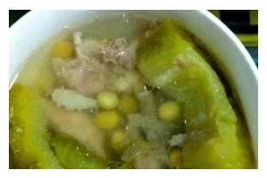 健康家常菜肉丸煲苦瓜豆腐汤（营养丰富、清热解暑、简单易学）