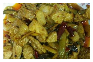 美味健康的肉炒茄子（让你口感爽口，健康美味，家庭必备）