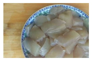 一道简单易做的美食，让你吃出满满的健康与美味！（一道简单易做的美食，让你吃出满满的健康与美味！）