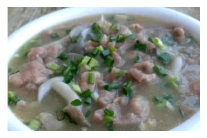 三色双菇鲈鱼饺子，美味好吃的自制佳肴（独具匠心的口感与营养均衡，让你爱不释口）