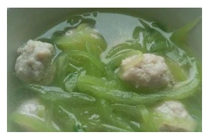 酸辣丸子汤——热烈舌尖上的滋味