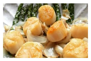 以泰汁芦笋炒带子，鲜香味美的佳肴（学习制作这道口感鲜美、营养丰富的菜品吧！）