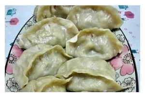 一次性学会烫面蒸饺的制作方法（用手轻松包饺子，口感更加细腻）