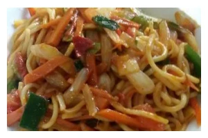 素炒拉条，一道简单又美味的素食佳肴（掌握这道料理的基本技巧与窍门）