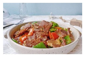 以香嫩彩椒爆牛肉，快乐享受美味（家庭私房菜，做法简单易学）
