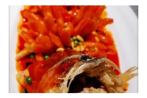 美味可口的糖醋松子鱼（学会这道菜，吃遍全国）