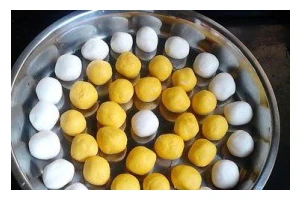 以香芒汤圆圣代为主题的烹饪教程（掌握精选食材，尝遍味蕾享受）