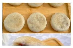 清爽夏日必备！以西瓜糯米煎饼的做法（以西瓜为主料，糯米为辅料，煎出口感Q弹的美味煎饼）