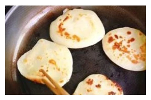 健康美味，燕麦优格煎饼（以营养为主题的健康煎饼，快速做法让你省时省力）