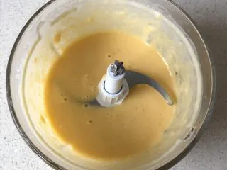 免烤❗️芒果酸奶蛋糕,搅打成泥