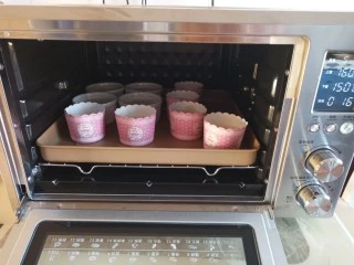 老式蛋糕纸杯版,放入