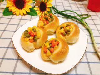 杂蔬沙拉面包,成品图。