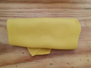 迪士尼挤挤小馒头,压成这样