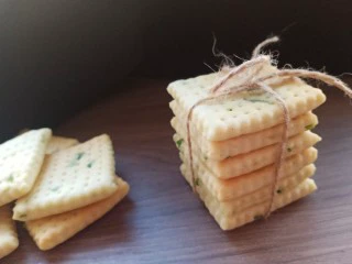 香葱苏打饼干,香葱苏打饼干就完成了