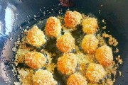 美味可口的香炸鹌鹑蛋(美食家必备的炸鹌鹑蛋做法大全)