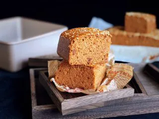 红枣糕（全蛋打发）,切块即可