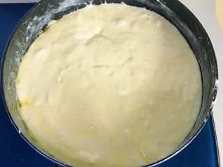 原味雪花酥❄️,搅拌成这样,如图