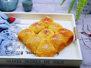 超级松软零失败的全麦蜜豆小餐包,早餐加一杯豆浆或牛奶,特别好。