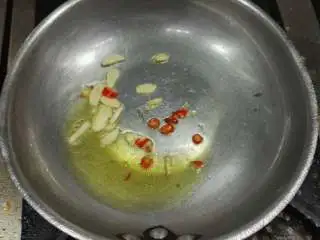 Spaghetti aop,再下辣椒圈