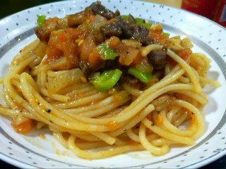 黑椒牛肉意面,黑椒牛肉意面就做好了。