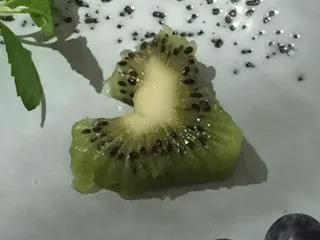 #春日烘焙教室# 草莓塔,心形猕猴桃