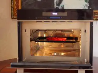 巧克力华夫饼,烤盘放到烤箱中层。 