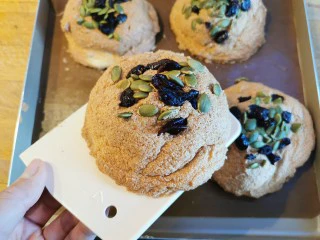 空气舒芙蕾~消耗蛋白的好方法,趁热食用