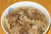 猪手汤菜的家常做法(煮出浓郁美味,健康营养两不误)