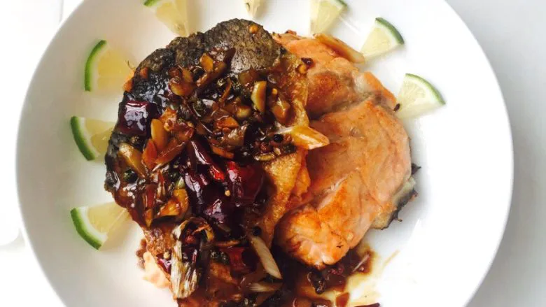 秘制干煎三文鱼 