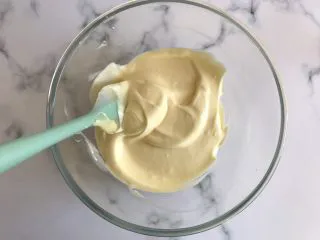 迷你巧克力夹心派,翻拌均匀