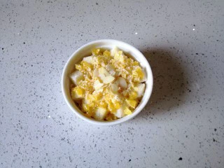 香橙烤吐司—清新香甜的早餐,放上杏仁片。