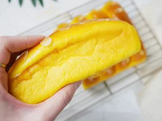 南瓜泥黄金软排包,成品