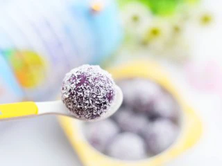 奶香芒果夹心紫薯球,来一个~