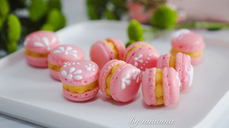 马卡龙~卡仕达酱内陷