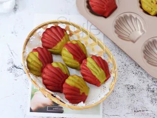 双色玛德琳蛋糕,成品图