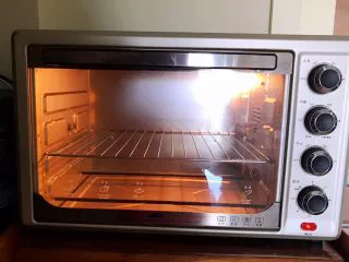 宝宝健康食谱 旺仔小馒头,烤箱预热10分钟