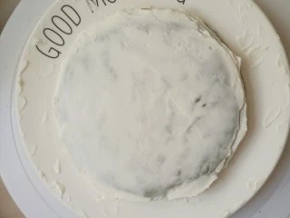 抹茶千层蛋糕,淡奶油不要抹的太厚,一定要平整