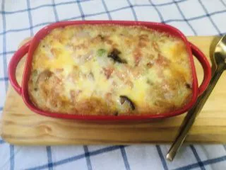 芝士培根焗饭,是单身狗必备的快手午餐！