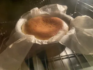 巴斯克芝士蛋糕,开始出现焦糖状态