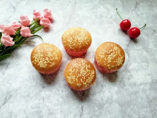 芝麻杯子蛋糕,松软可口的杯子蛋糕。