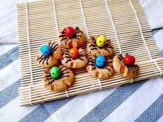 万圣节蜘蛛饼干,萌萌哒蜘蛛来了。