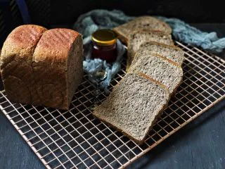 黑芝麻吐司(一次发酵）,成品图