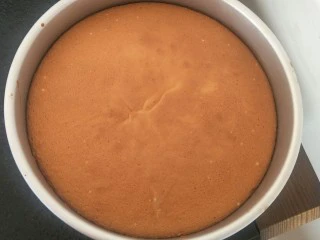 贺寿双层蛋糕(10＋6寸), 160°烤50分钟。